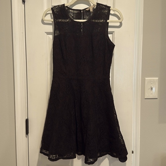 Banana Republic Dresses & Skirts - Banana Republic black lace dress